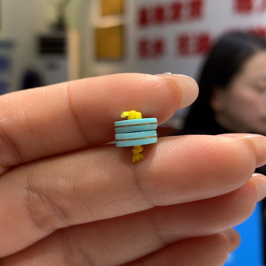 绿松石配饰未镶嵌