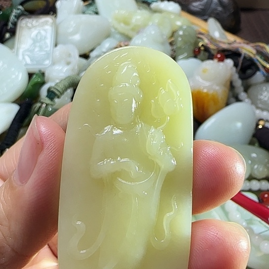 和田玉颈饰未镶嵌