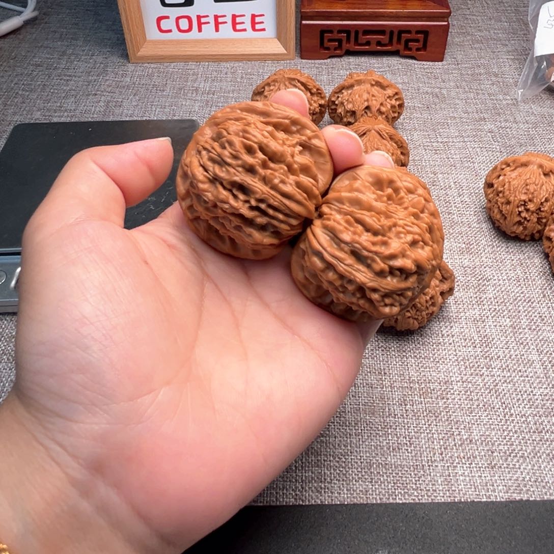 文玩核桃把件四座楼45.5