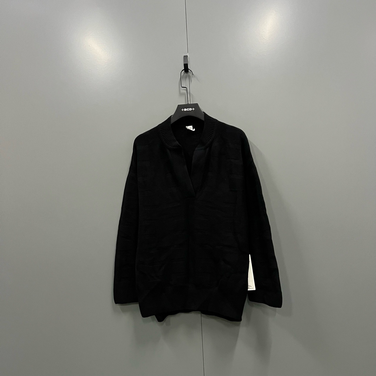 （bb）120 爱马仕 黑色几何压纹V领针织衫 38码/95新/15000/301061