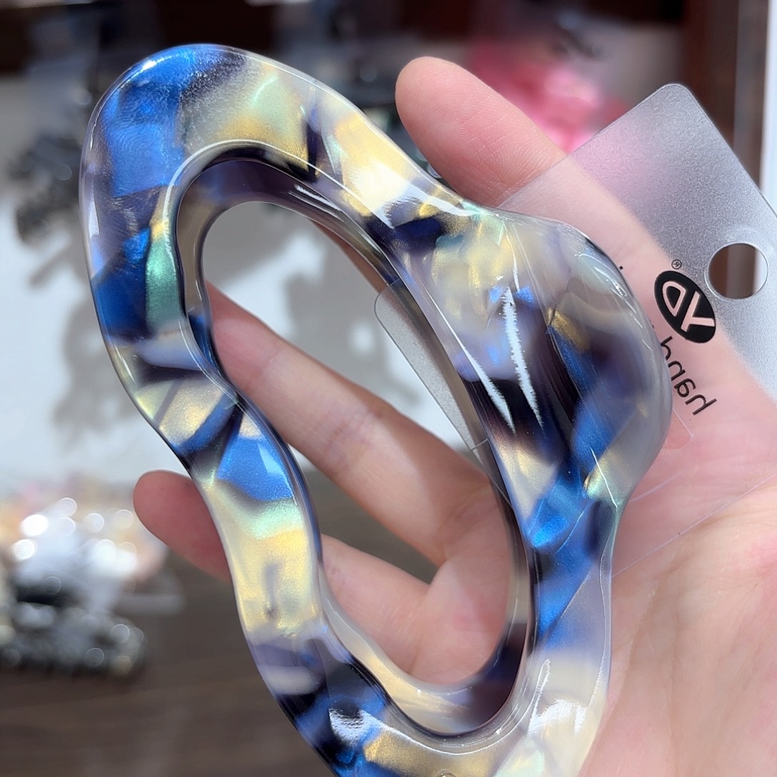 皮质非金属抓夹一个