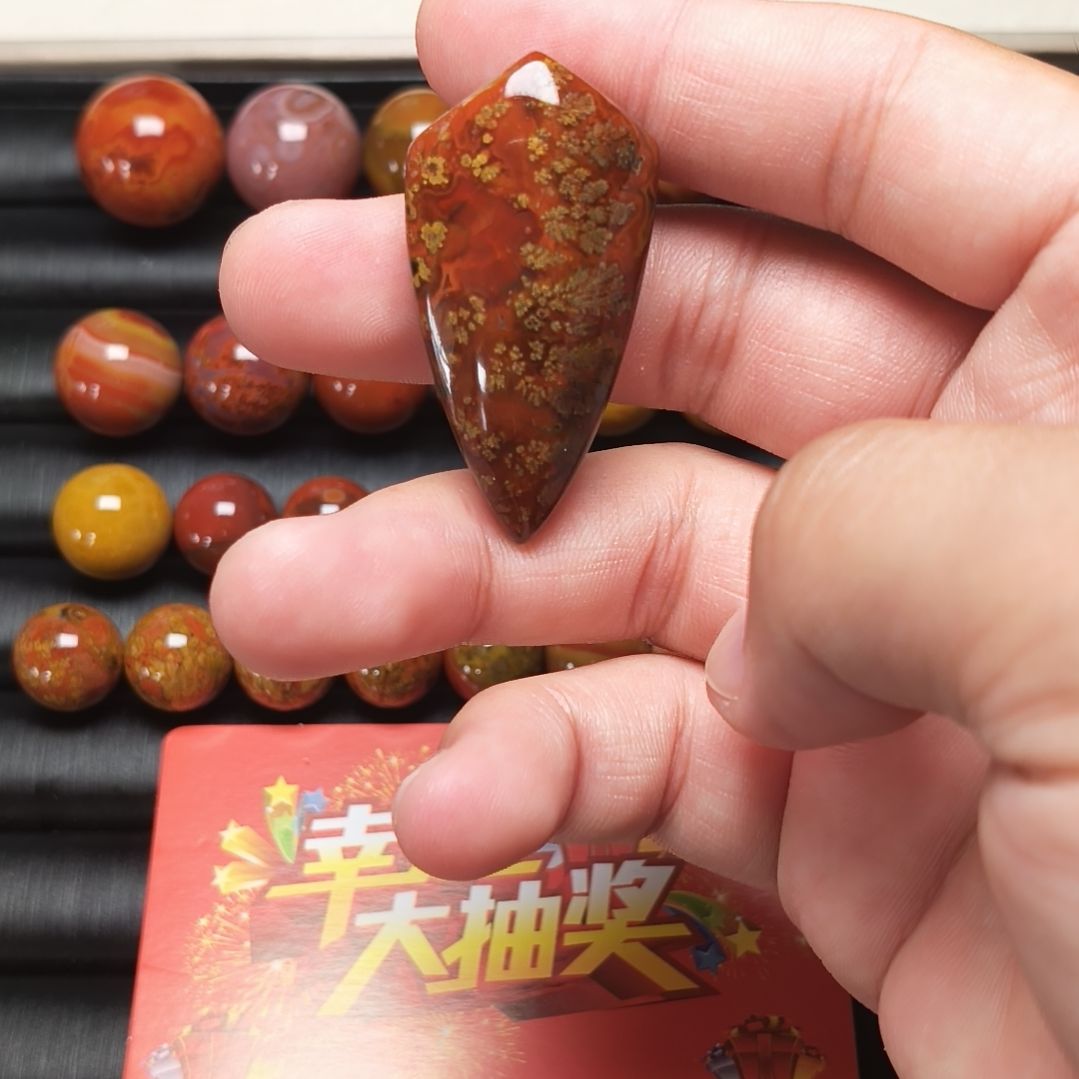未镶嵌战国红玛瑙玛瑙/玉髓