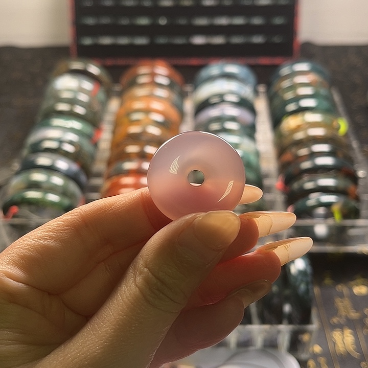 玛瑙/玉髓未镶嵌手镯