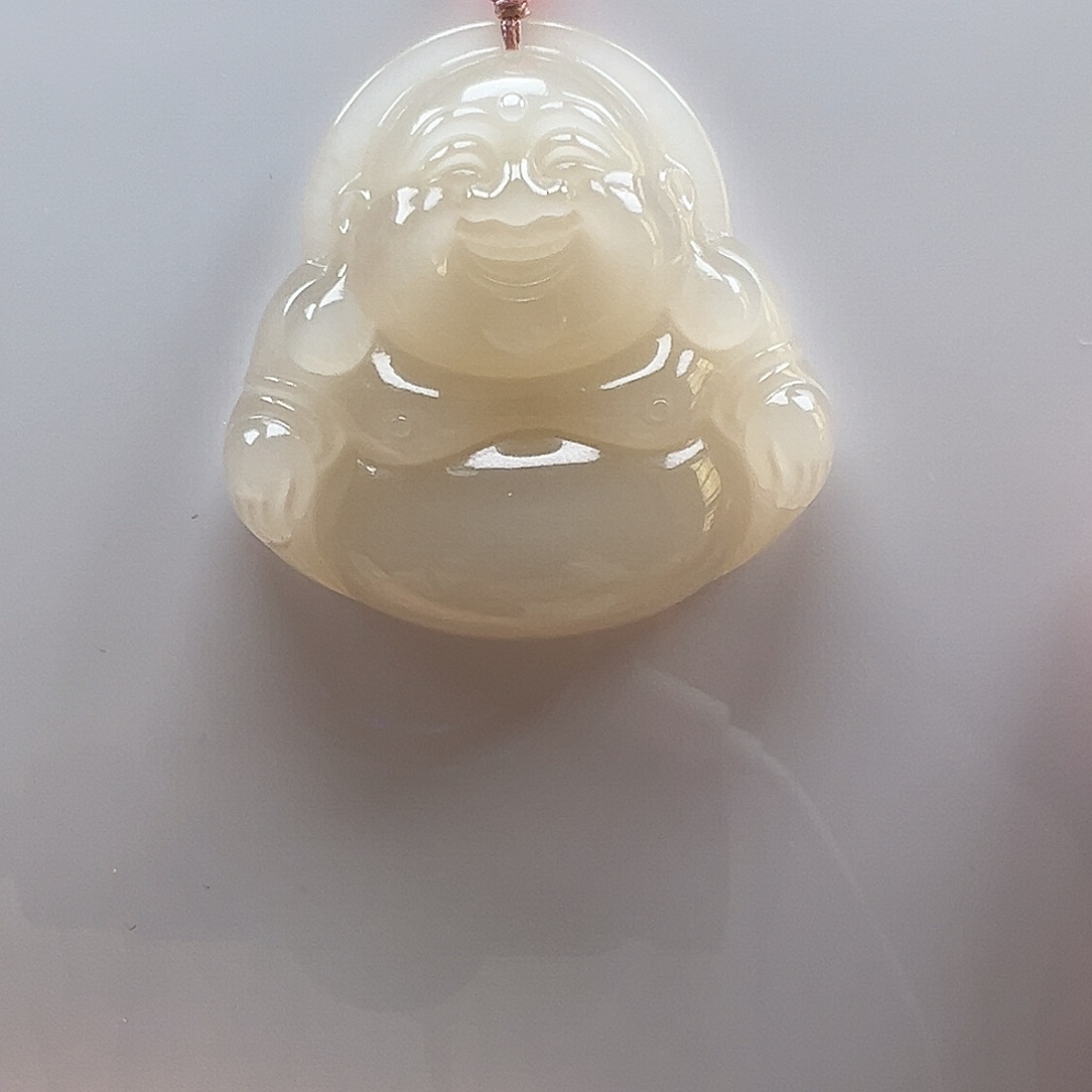 和田玉颈饰未镶嵌最***景