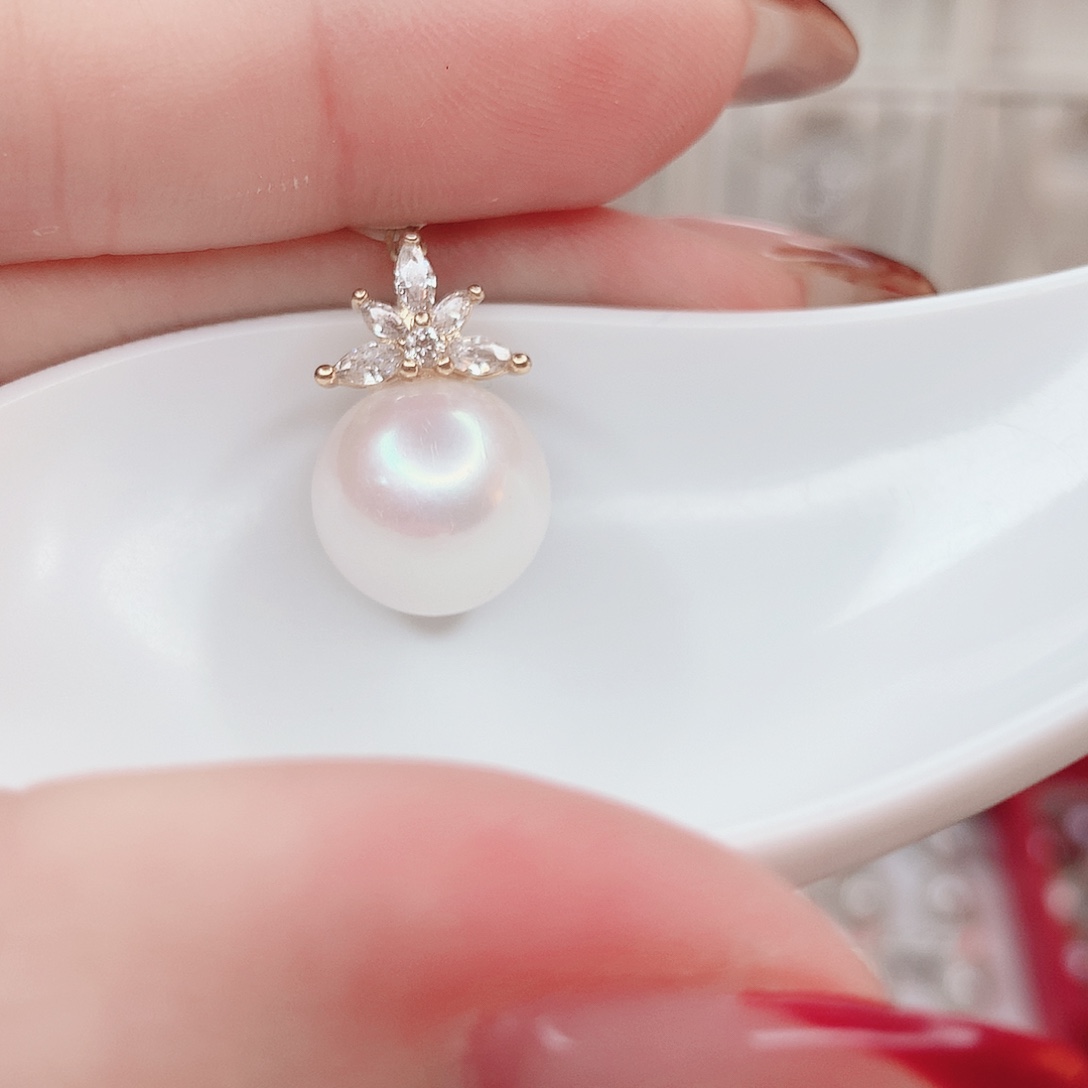 淡水珍珠合金吊坠(赠链)