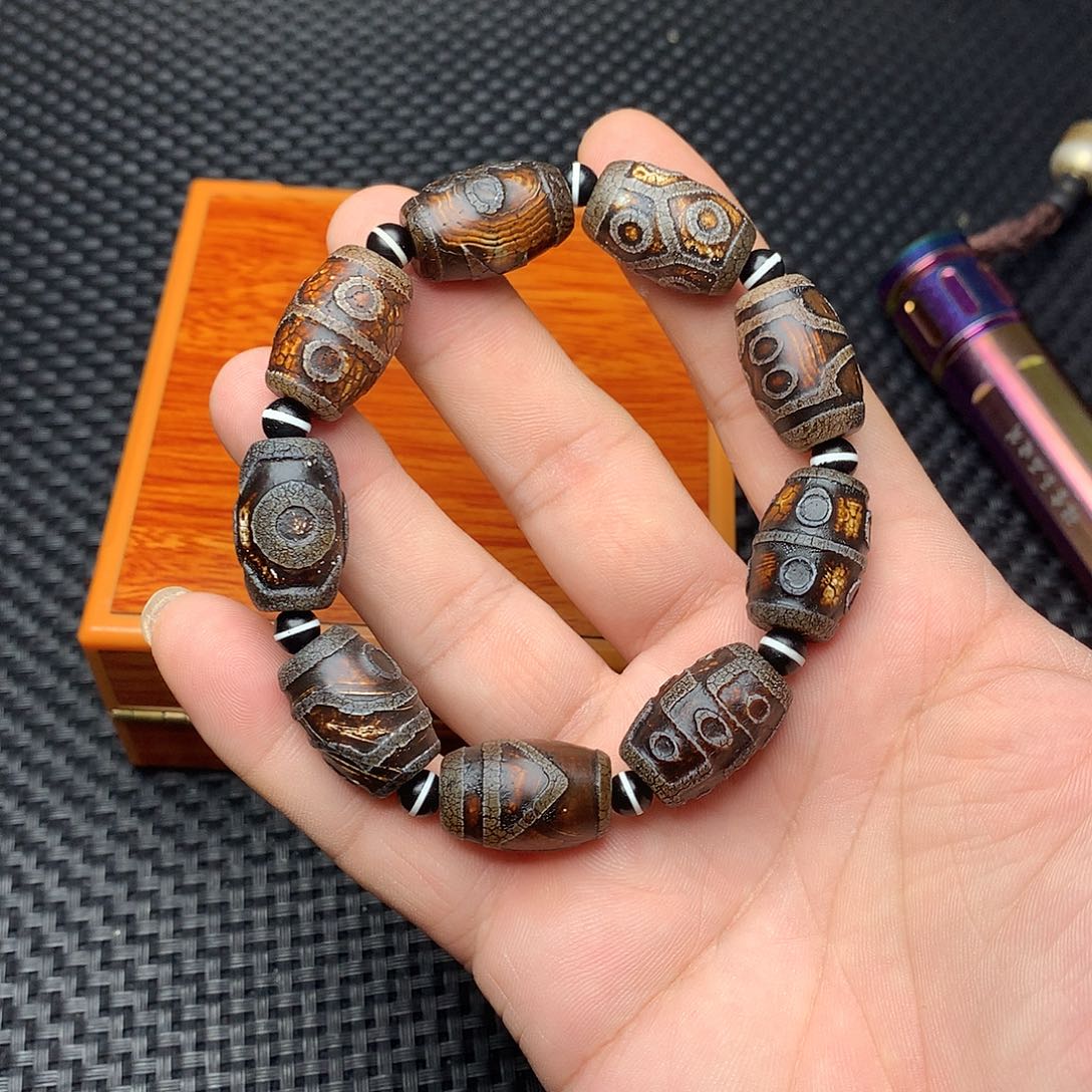 杰***锐玛瑙/玉髓未镶嵌手链