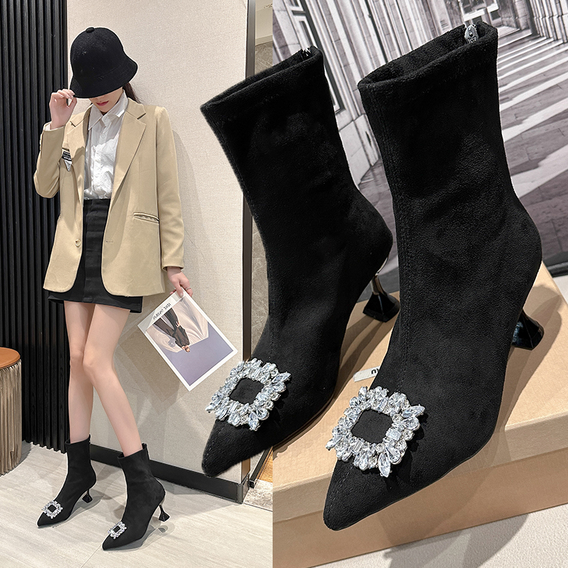 法式绒面尖头气质显瘦短靴女2025秋冬新款百搭细跟时装弹力瘦瘦靴