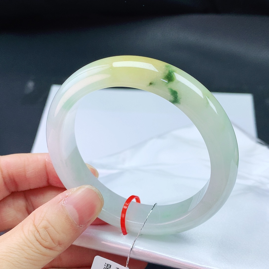 翡翠未镶嵌手镯56圈