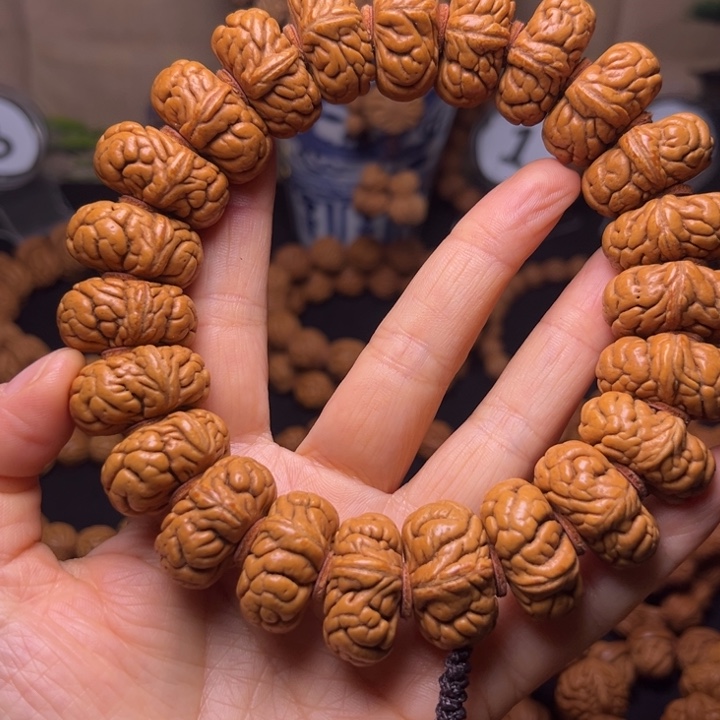 少***话吊坠桃核秦岭桃核手持