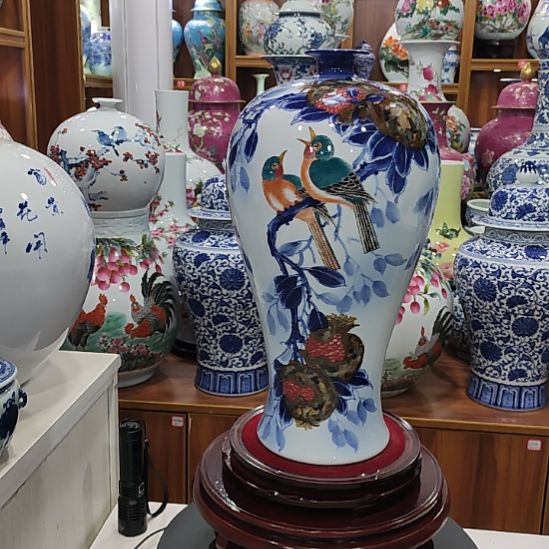 瓷片景德镇陶瓷花鸟瓶