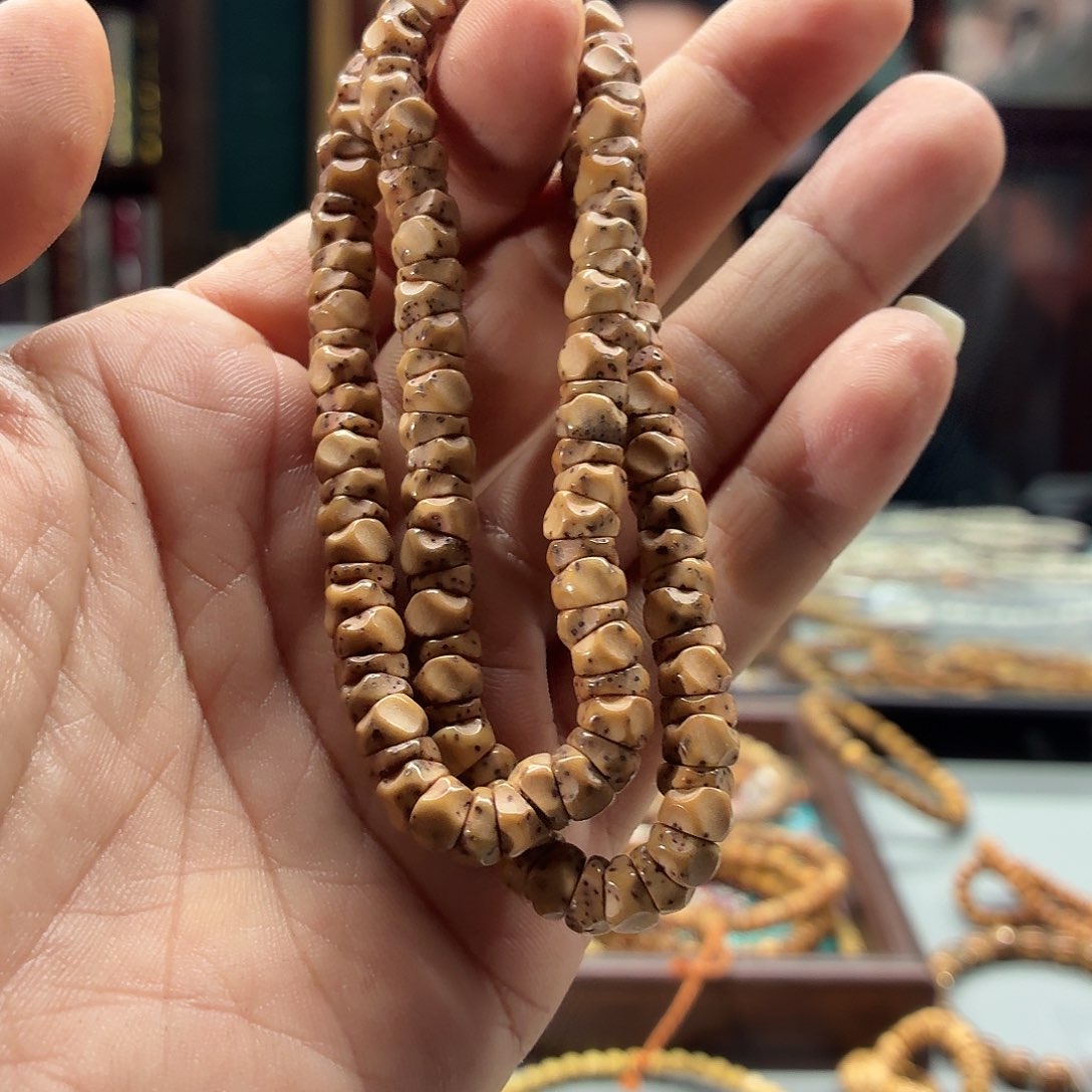 吊坠星月菩提陈子公费燃烧