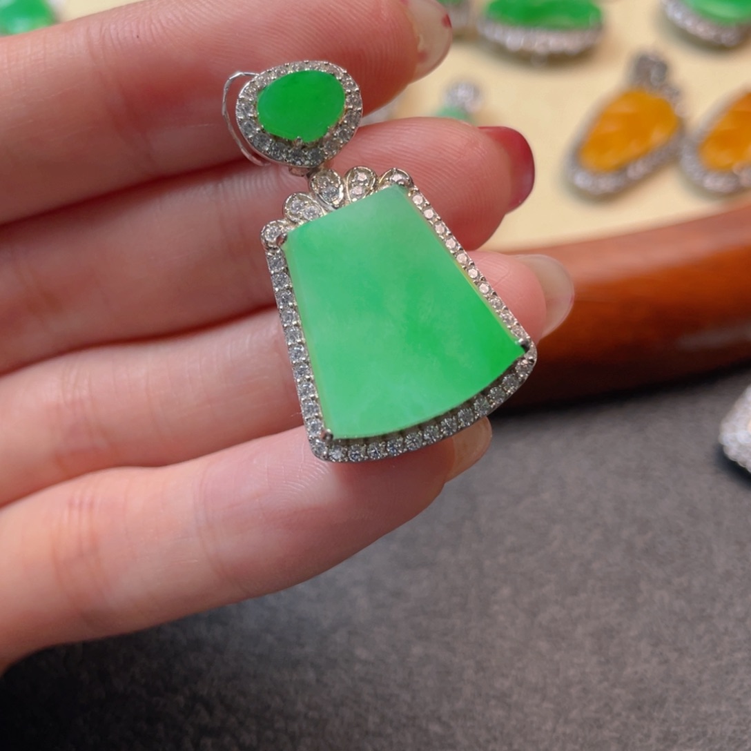 翡翠吊坠(不含链)银S925镶嵌