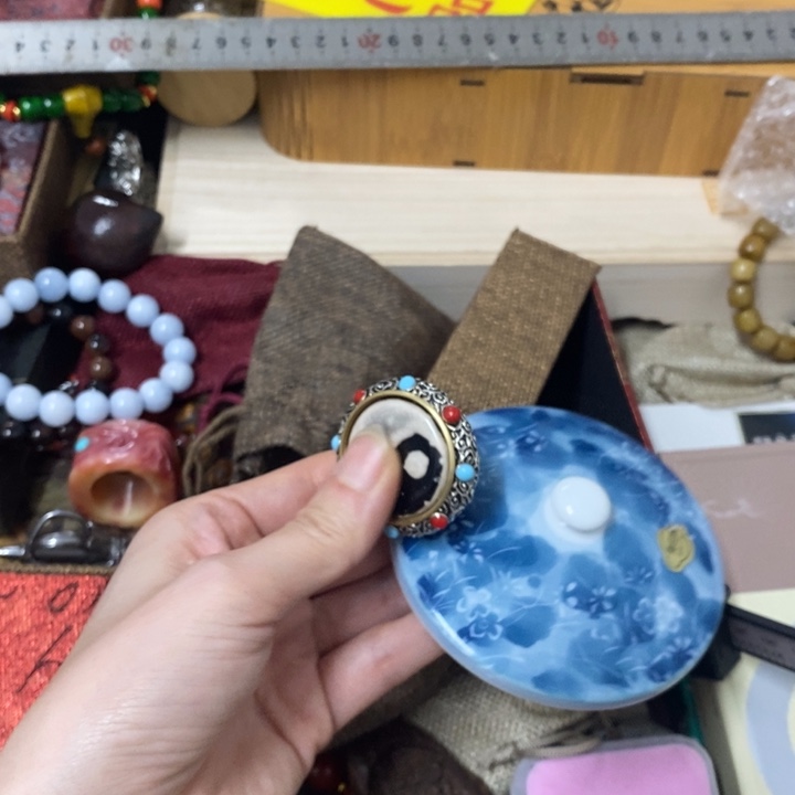 摆件中古工艺品一件