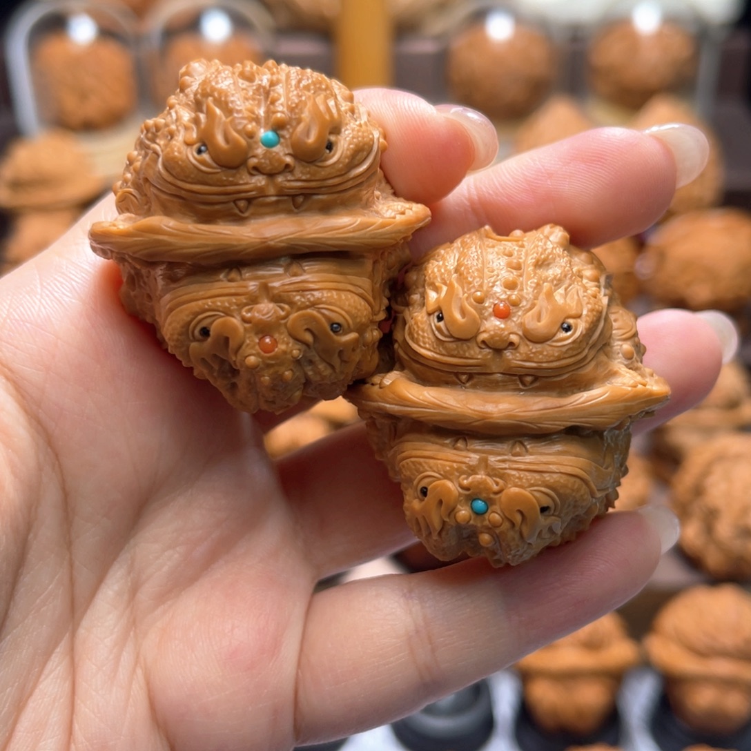 福利40镶嵌四面龙蟾