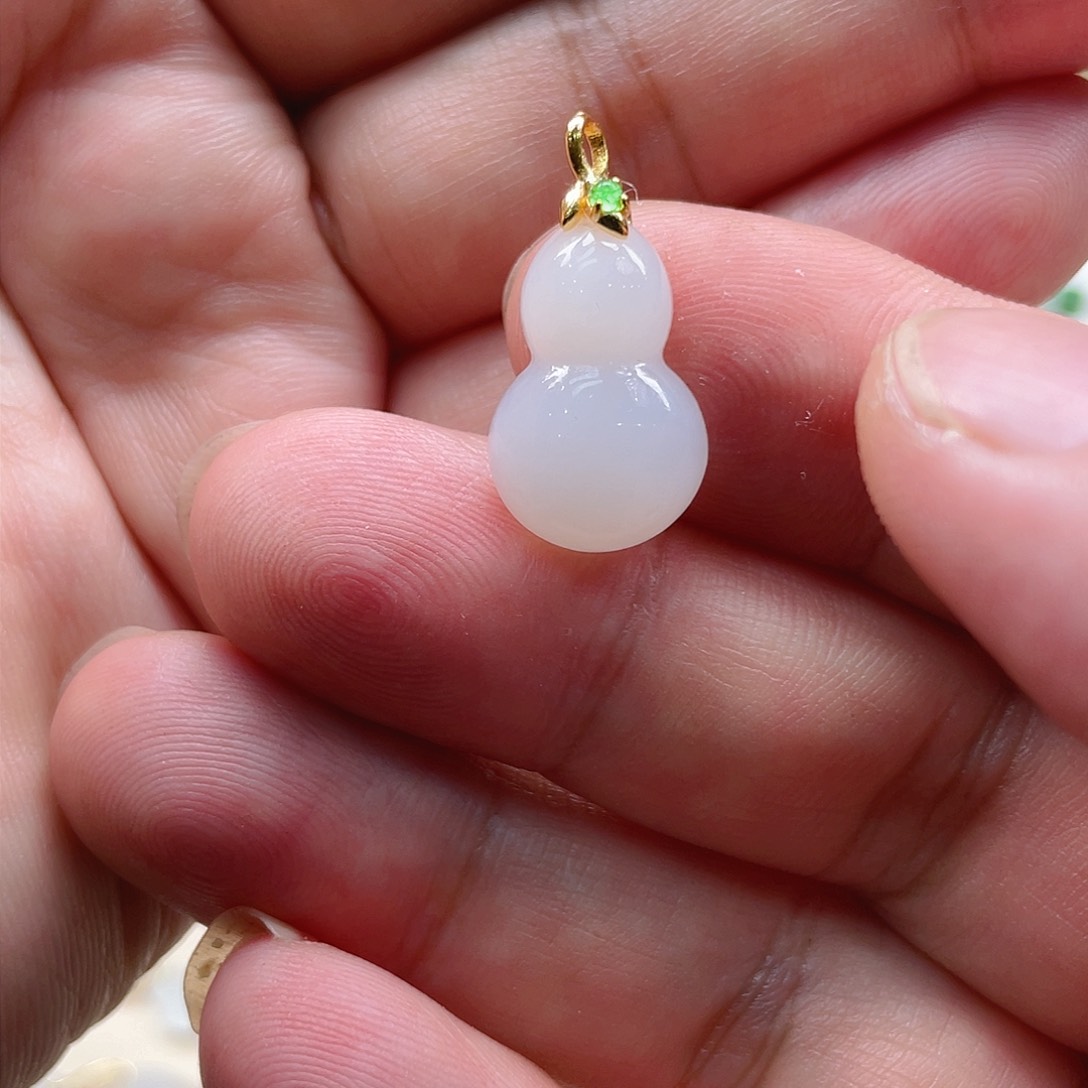 颈饰银S925镶嵌和田玉