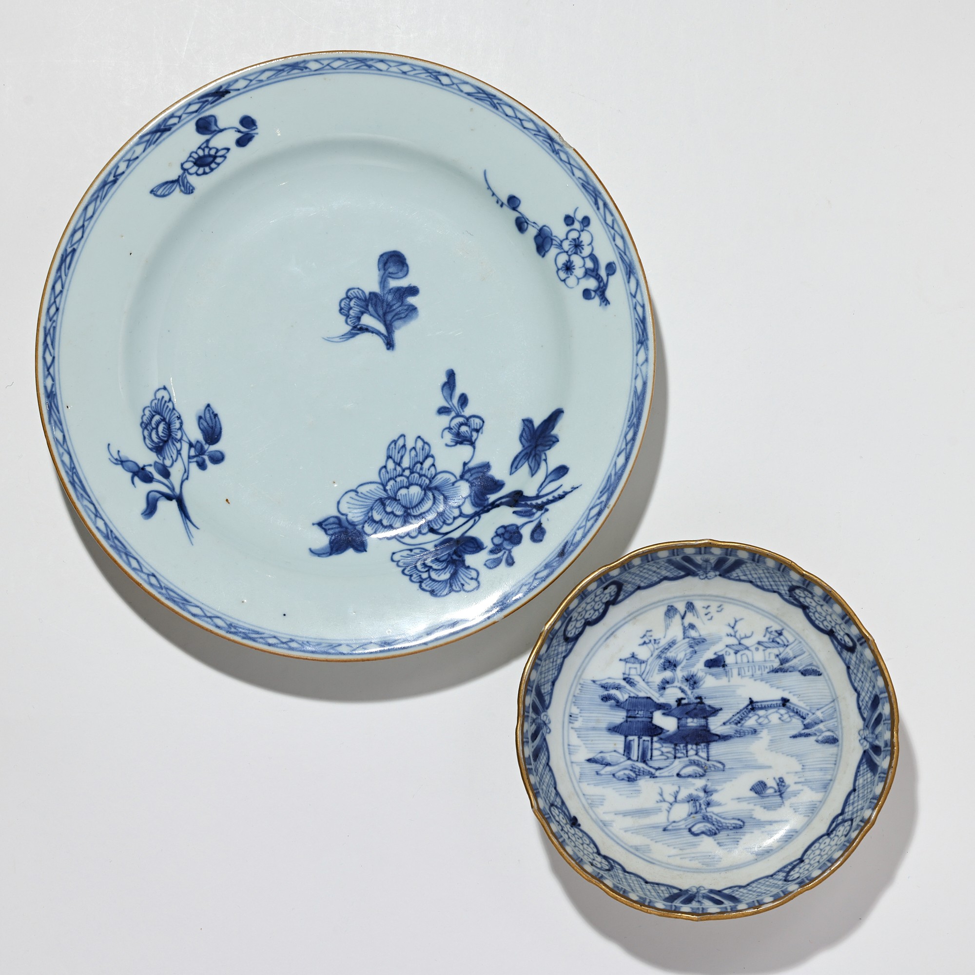 4258清代·青花盘一组两只【古董拍卖】