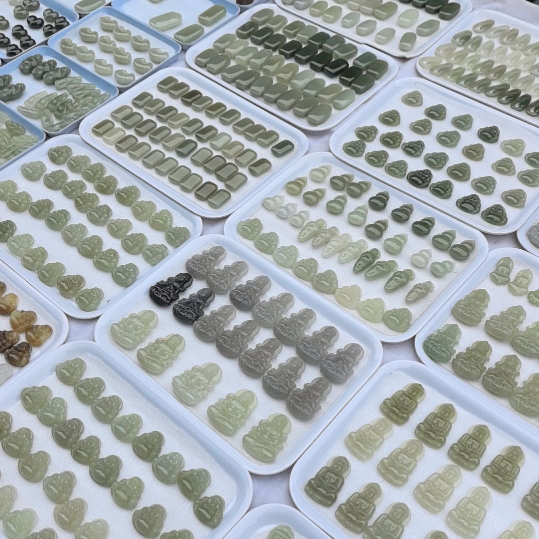 和田玉（糖玉）未镶嵌手镯