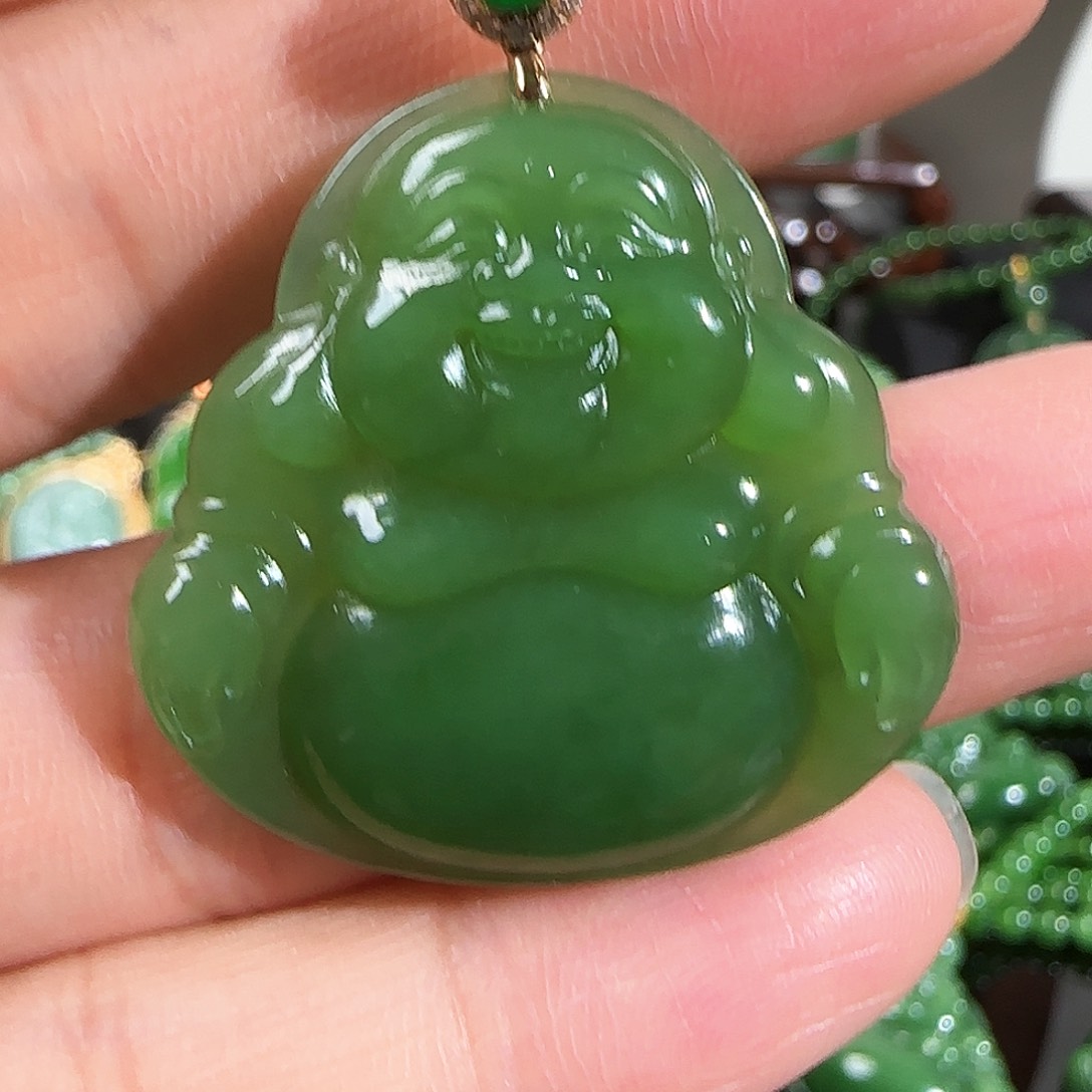 和田玉（碧玉）颈饰18K金镶嵌