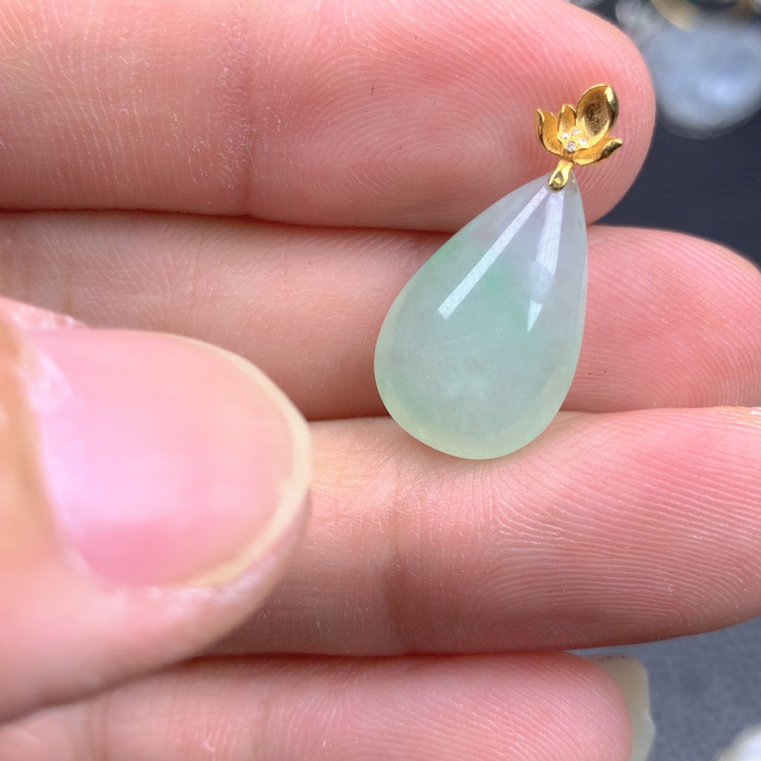 【闪购商品】翡翠18K金镶嵌颈饰翡翠