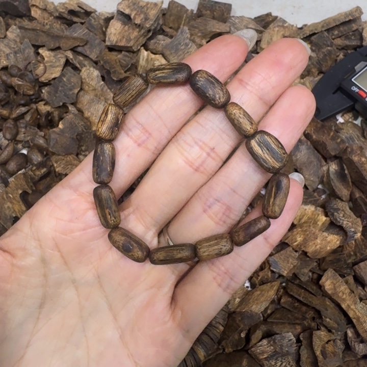 沉香沉香香囊张勺子