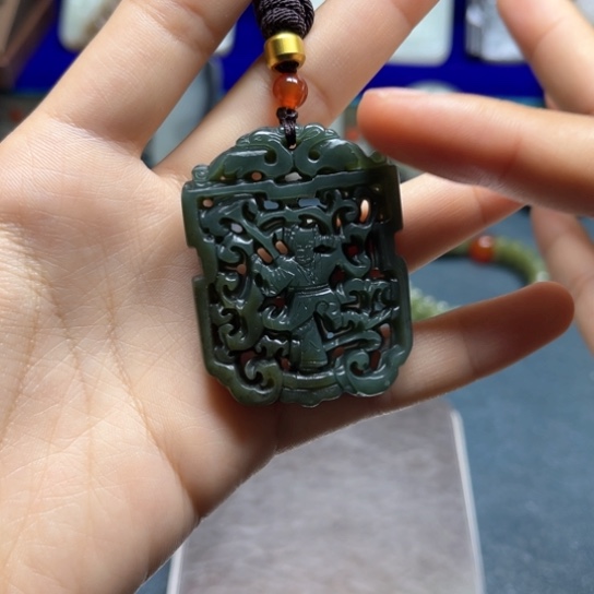 未镶嵌和田玉挂件