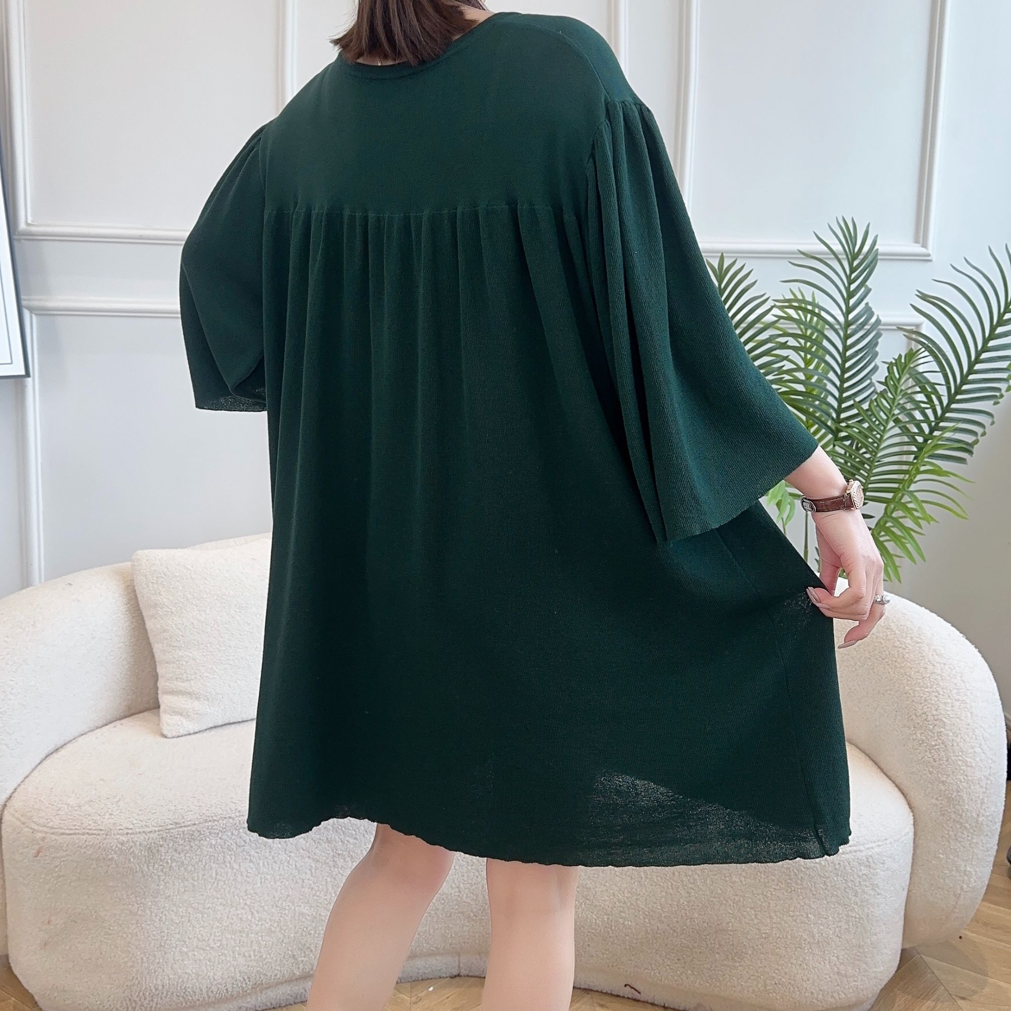 A60春夏新款薄款圆领套头时尚百搭遮肉显瘦宽松大版针织女装