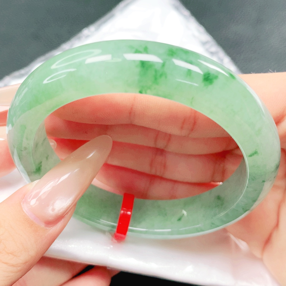 翡翠未镶嵌手镯56