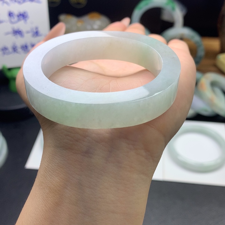 定制翡翠翡翠手镯未镶嵌