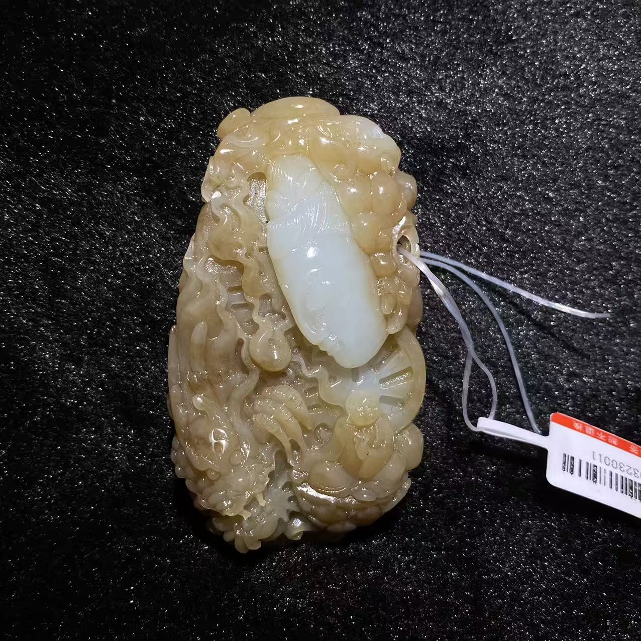 臻藏（8a）糖白双色观音造像2503230011