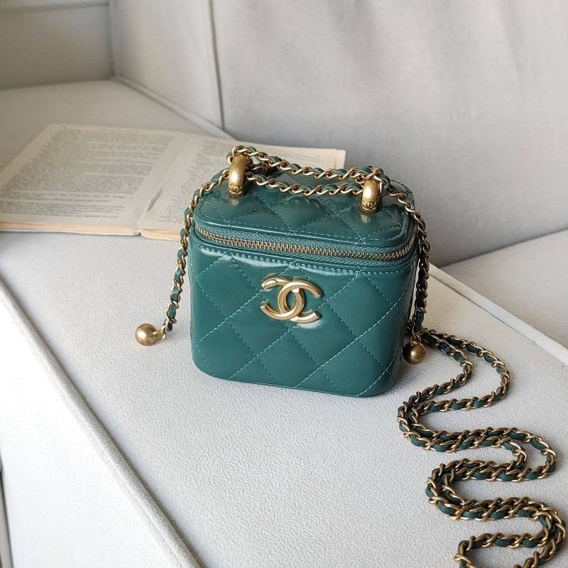 95新 Chanel/香奈儿 Azul-21A湖水绿牛皮双金珠方盒斜挎包/53919