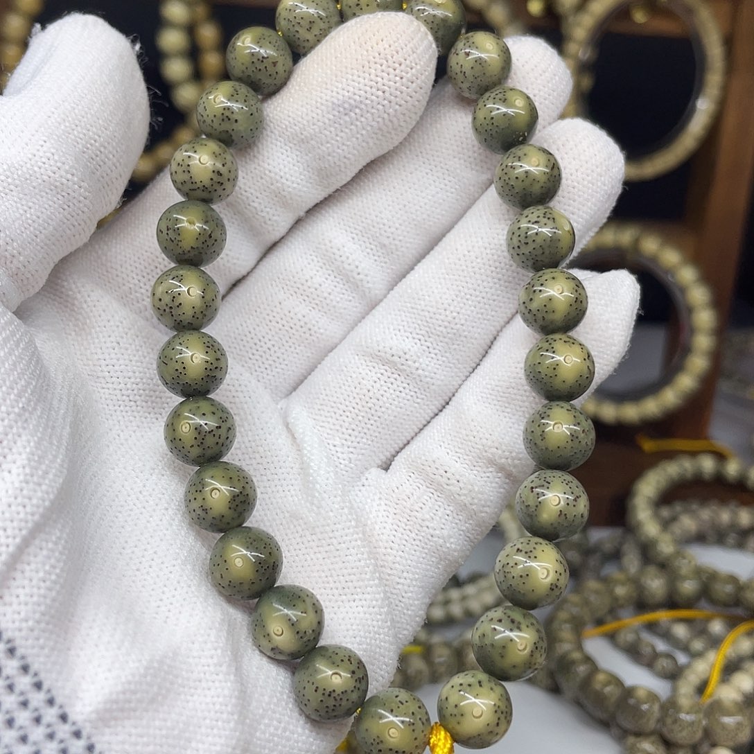 ****7星月菩提吊坠10圆珠，小细星