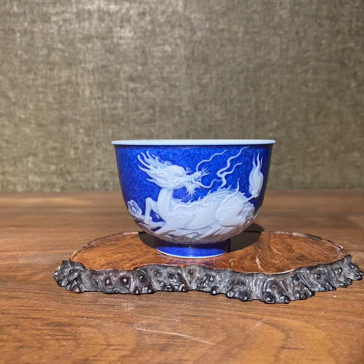 【瓷见如故】景德镇陶瓷 初蓝舍洒蓝堆白麒麟杯（cls79）