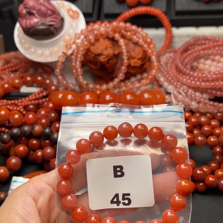 南红玛瑙未镶嵌多样性发货默认微瑕称重8mm