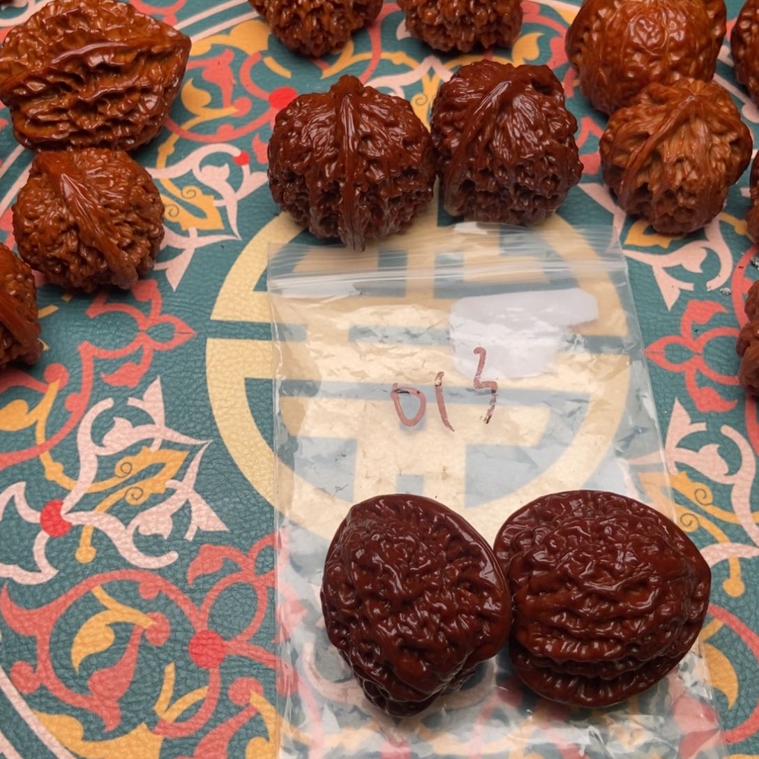 文玩核桃把件013金公子