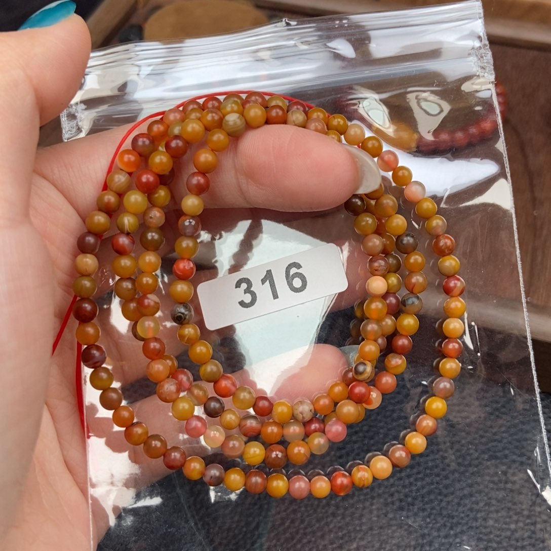 南红玛瑙未镶嵌手链卡4.3