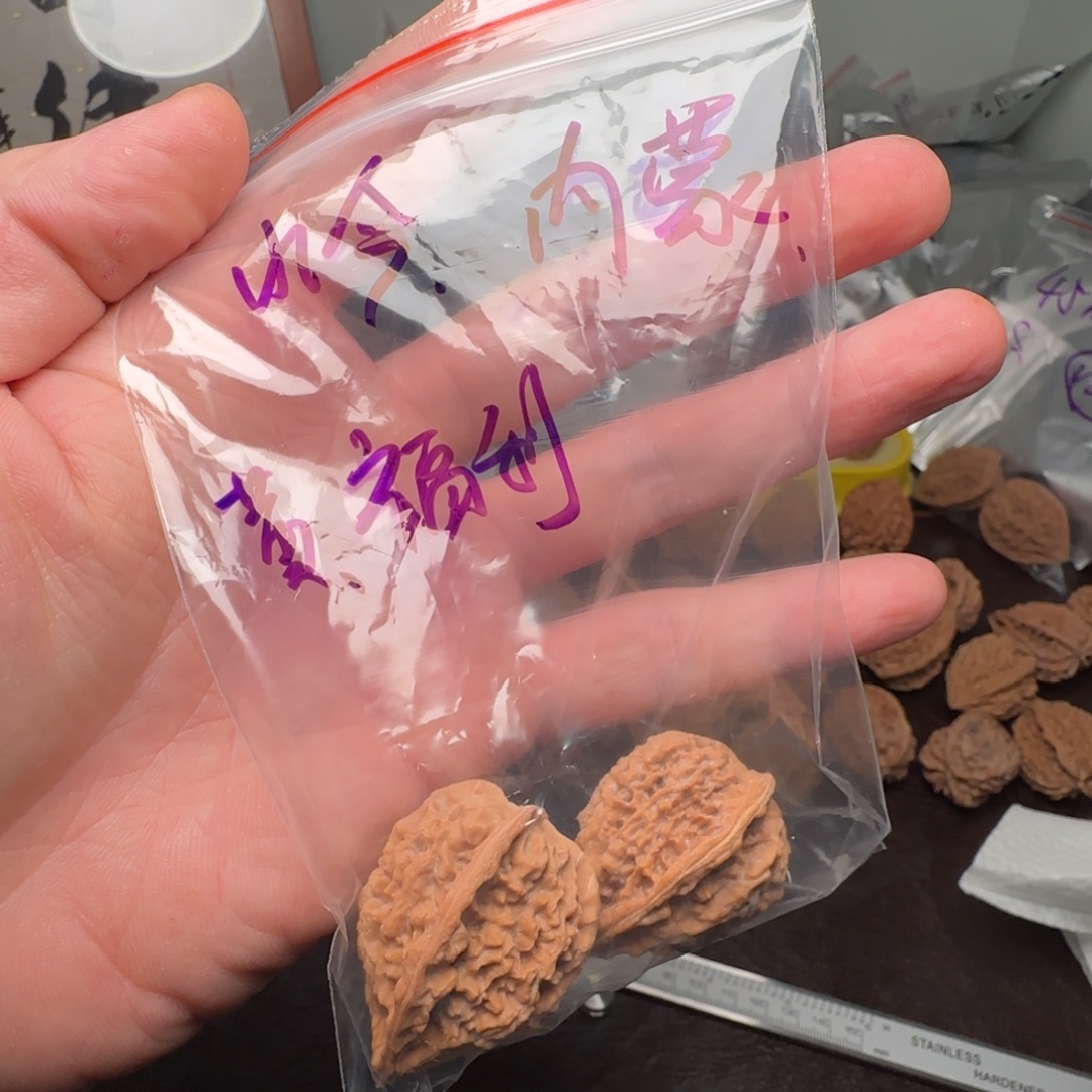 山***今吊坠文玩核桃黄，13鸡，福利