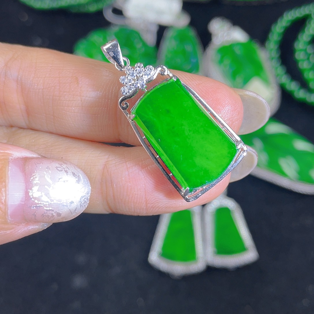 翡翠吊坠(不含链)银S925镶嵌