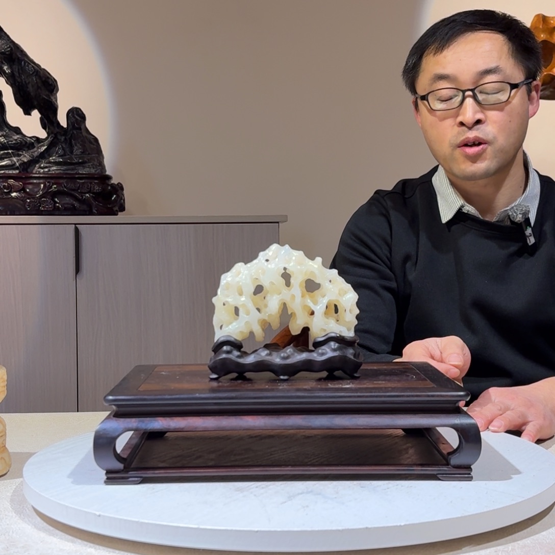 路***人太湖石摆件高13宽15