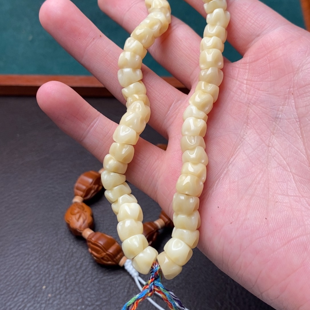 橄榄核吊坠橄榄核