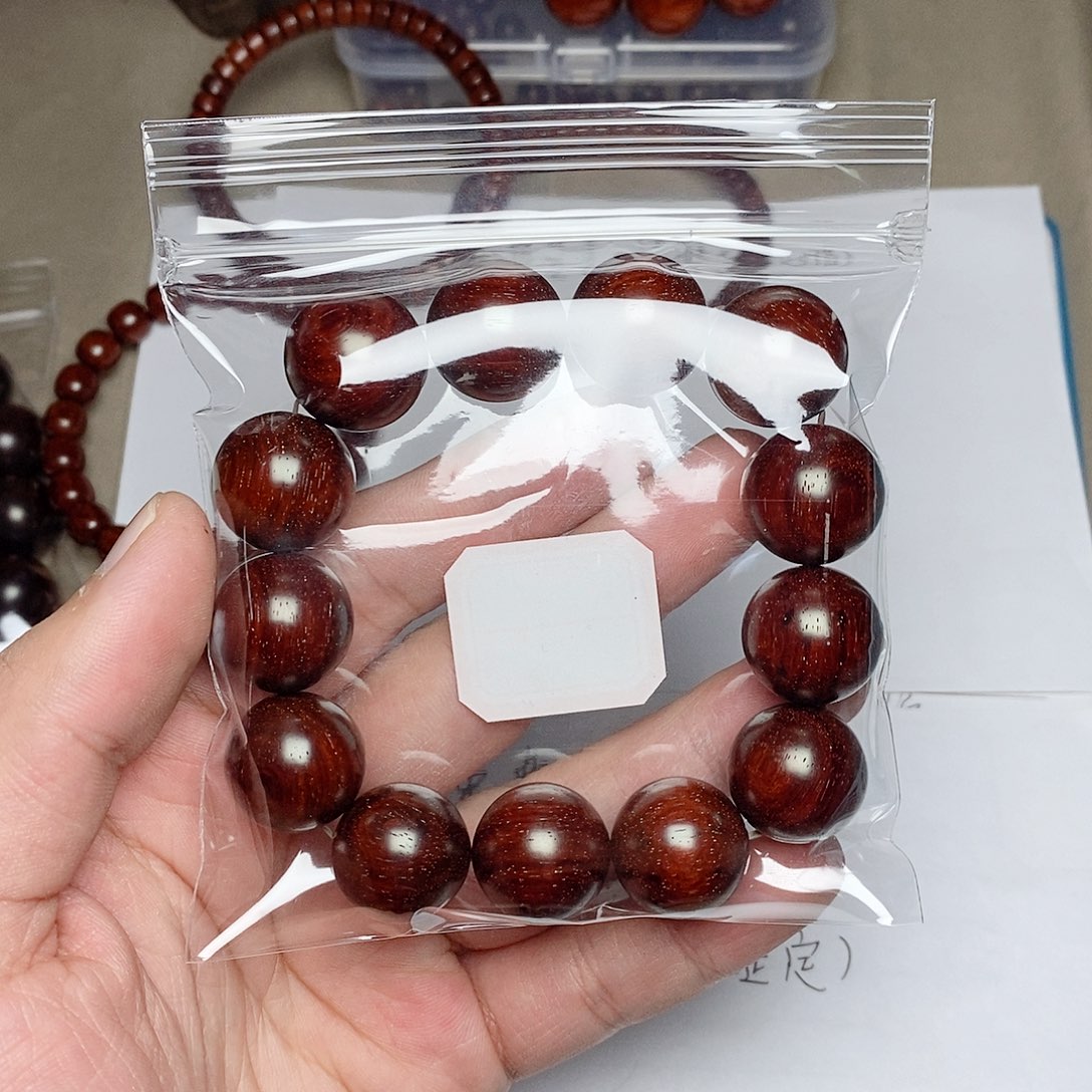 檀香紫檀（小叶紫檀）1.8精品 微微瑕