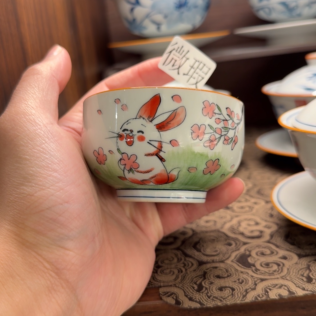 釉下手绘茶具微瑕