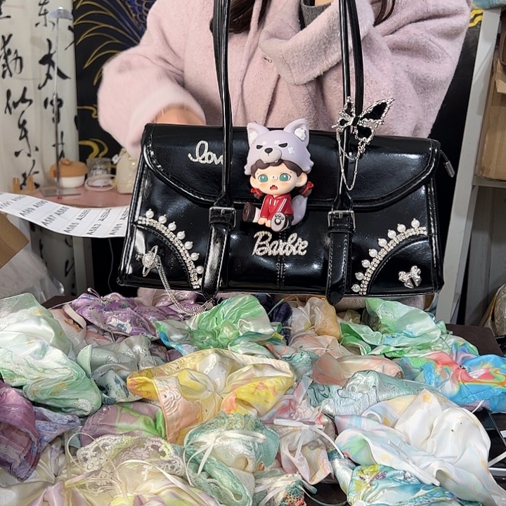 是***❀576娃包手作不退不换