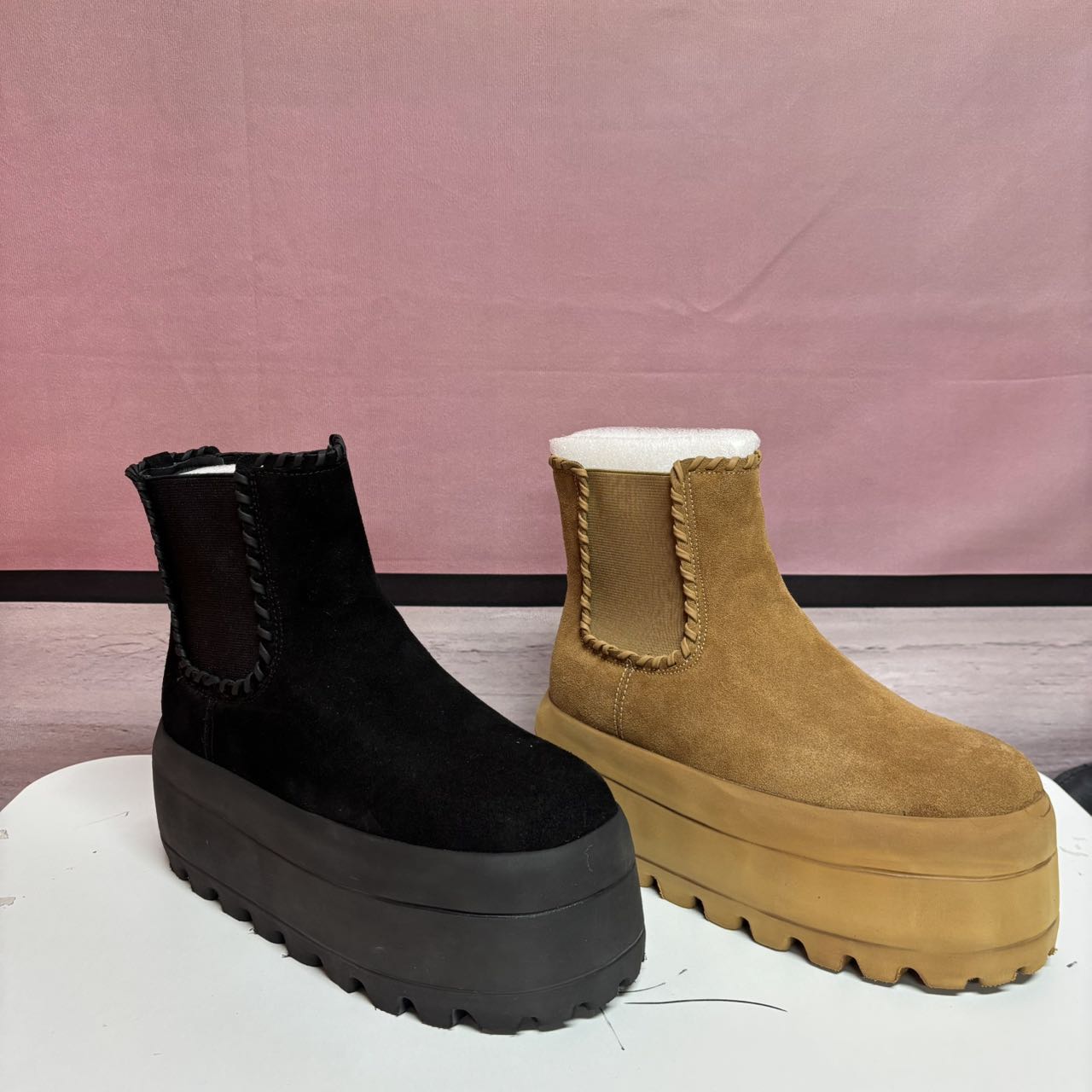 990-1885 秋冬女中筒马丁靴中跟厚底圆头防水台女靴韩版