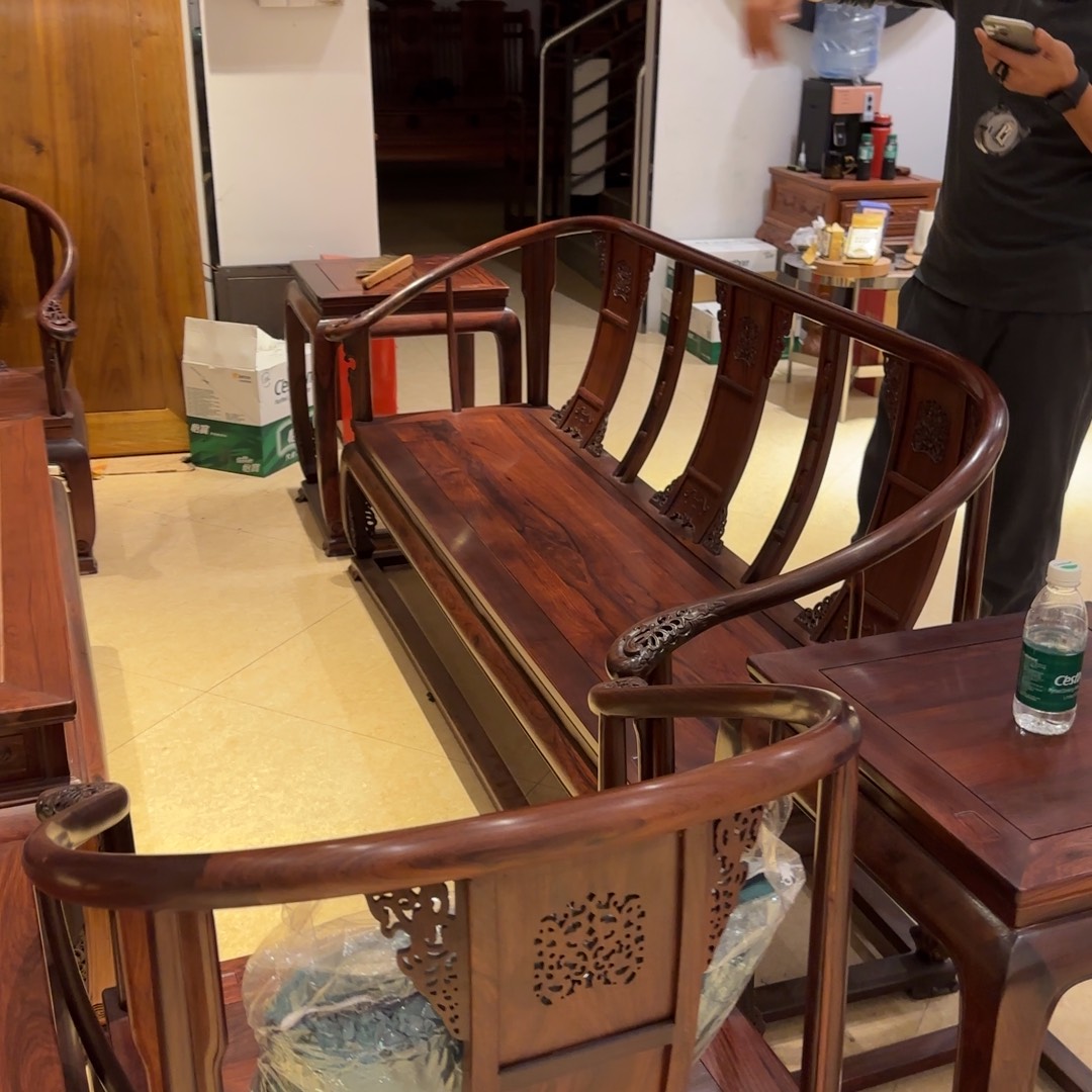 属***冬柜类家具红酸枝木类 沙发