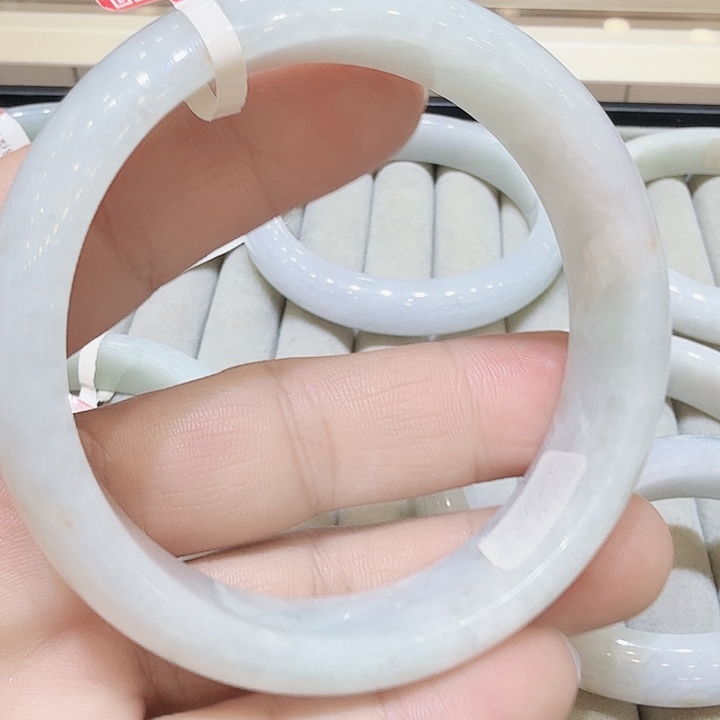 翡翠未镶嵌项圈天然翡翠手镯