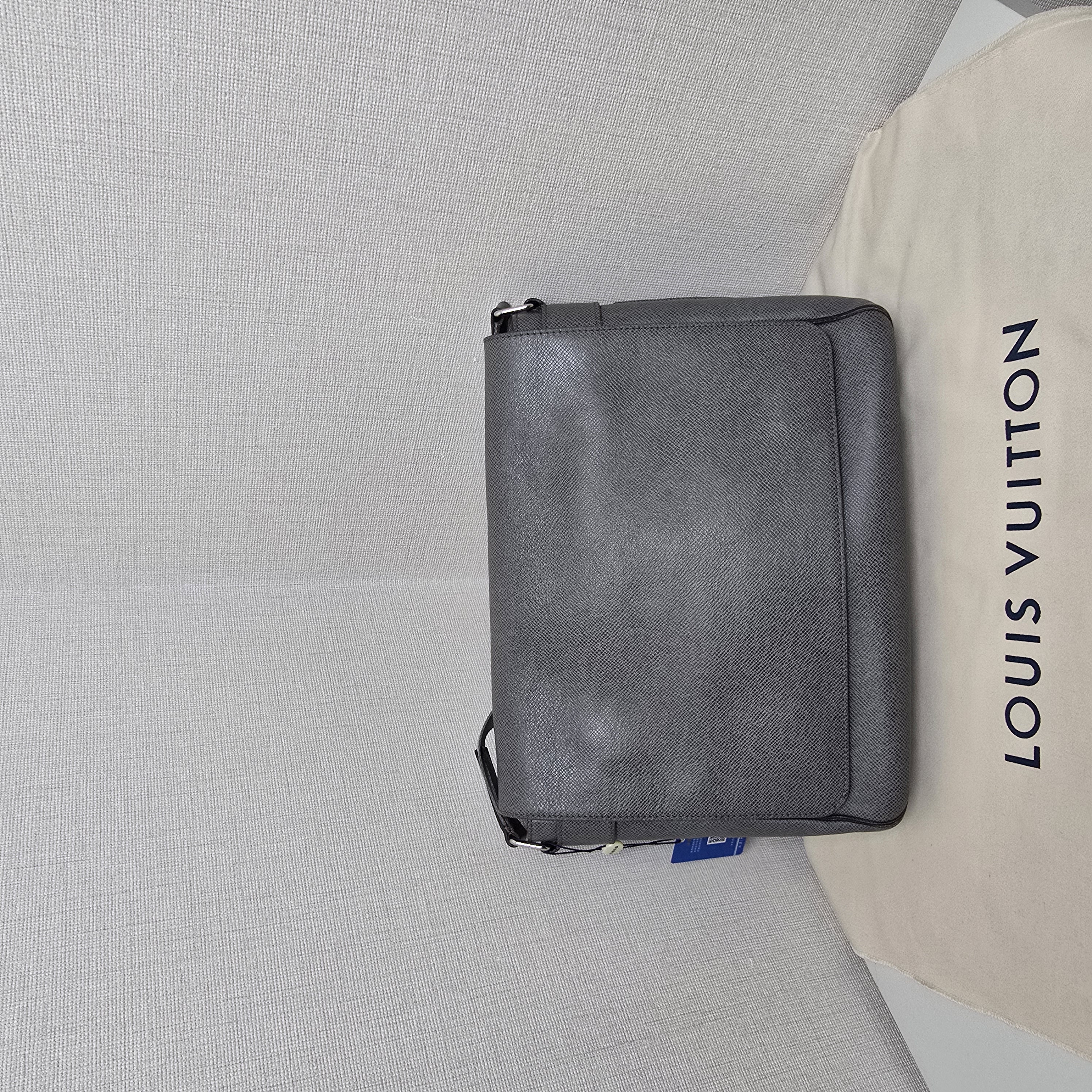 95新 LouisVuitton/路易威登 97新纯皮高公价斜挎包