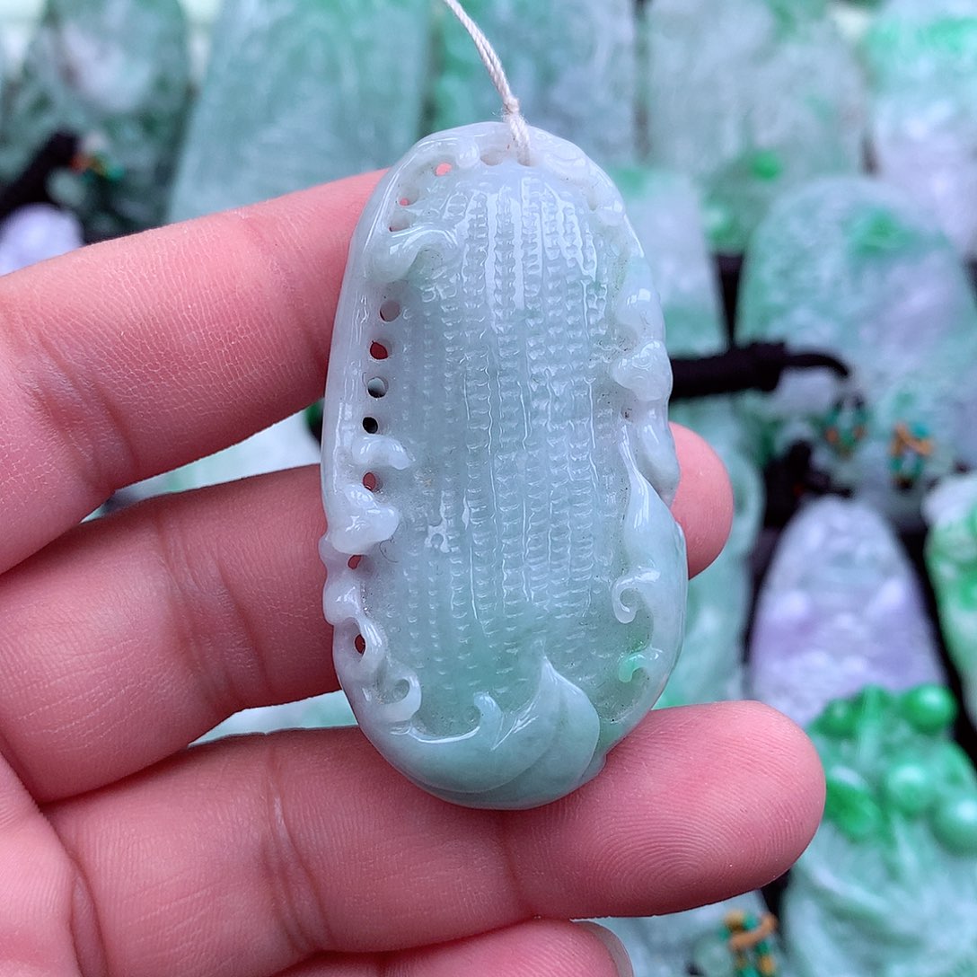 翡翠吊坠(不含链)未镶嵌