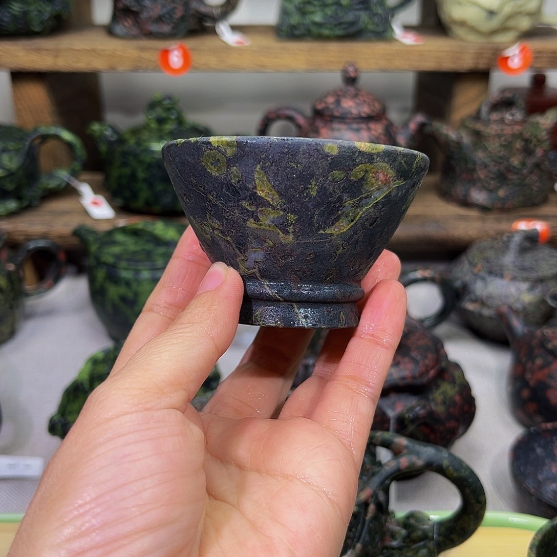 高*石材梅花玉安山玉配壶