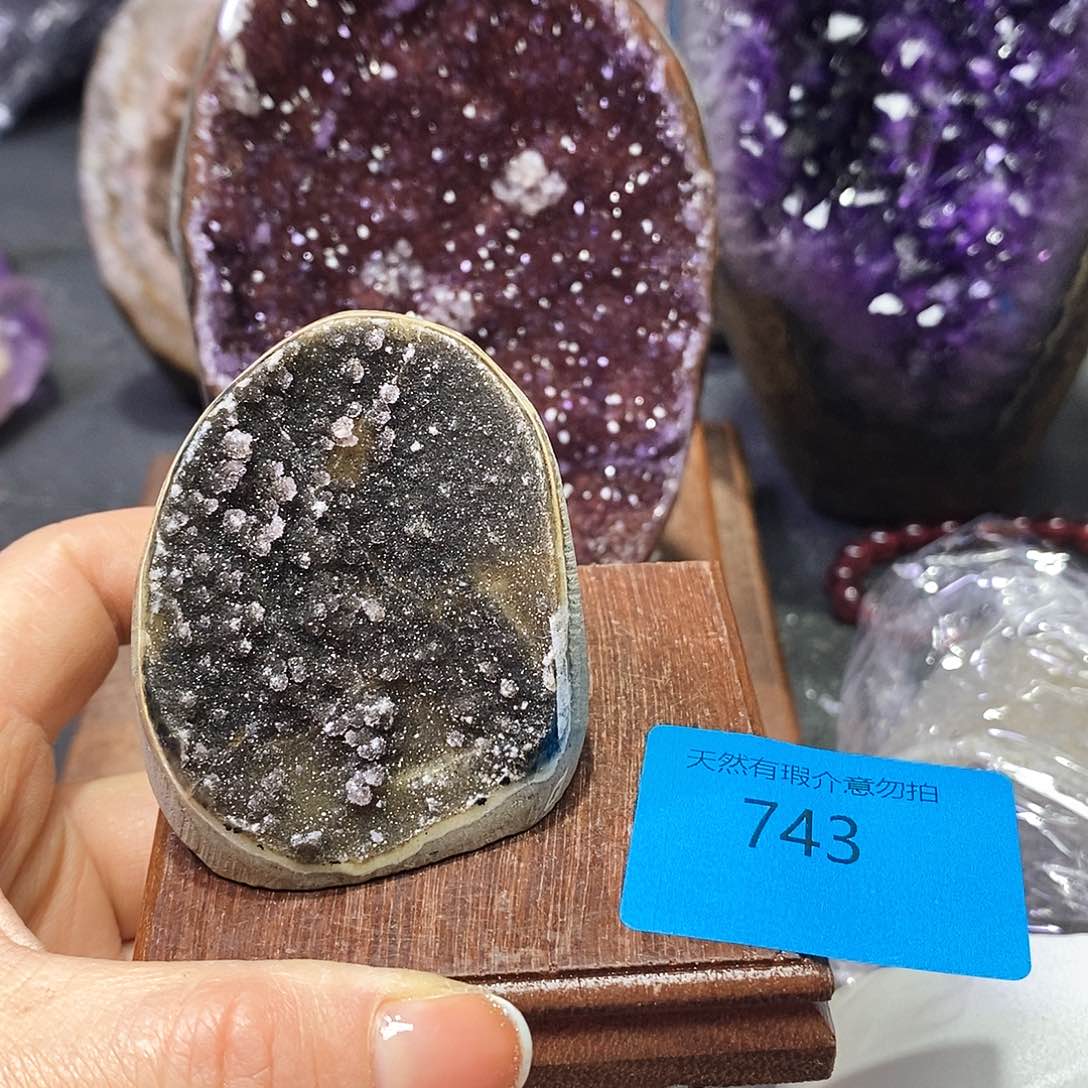 水晶大型摆件（非配饰）未镶嵌