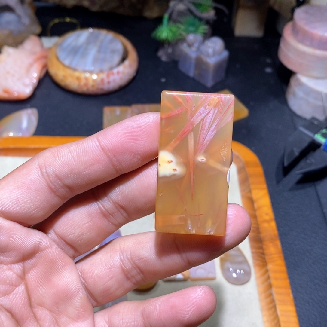 【闪购商品】硅化玉颈饰未镶嵌
